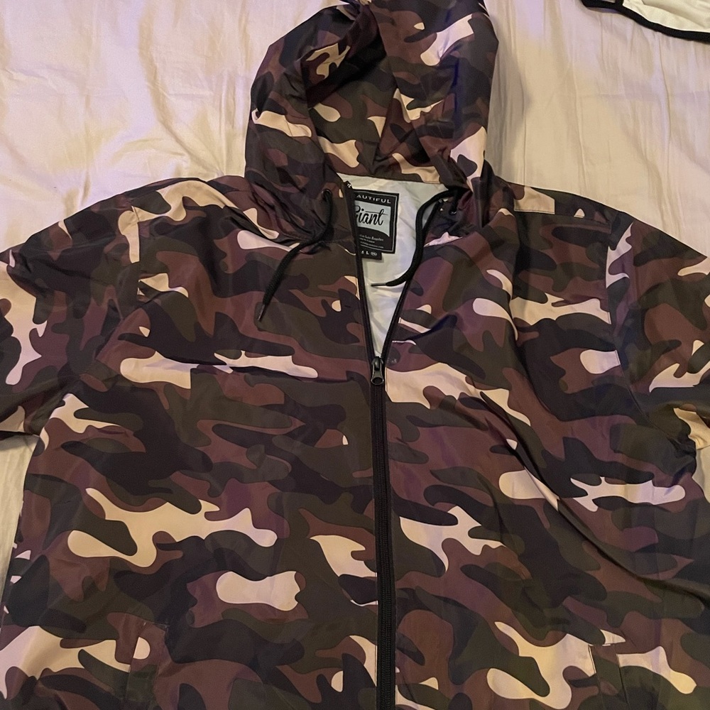 Camo windbreaker/ rain jacket